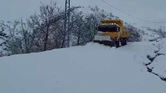 Elazığ’da kar bastırdı ’30 köy yolu ulaşıma kapandı’