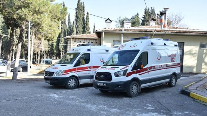 Gaziantep'te işçi servisi devrildi: 10 yaralı