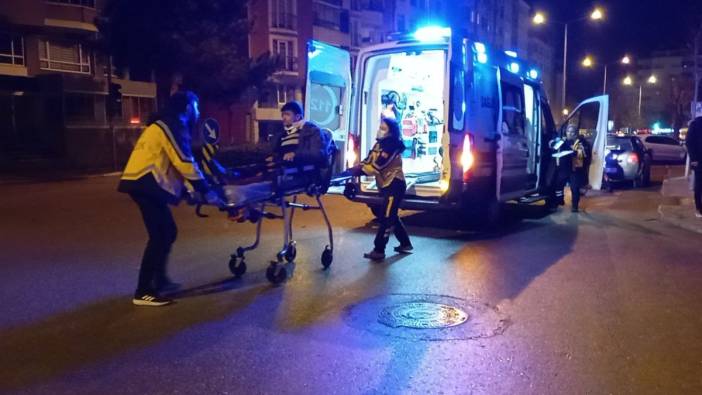 Motosiklet ile otomobil birbirine girdi: 2 kişi yaralandı