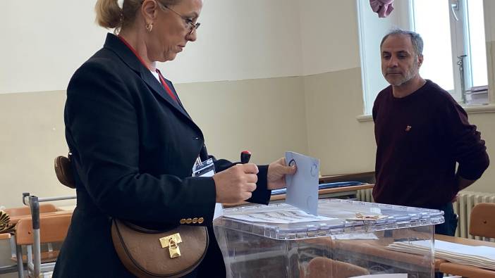 İzmir’de geçersiz oy sayısı belli oldu