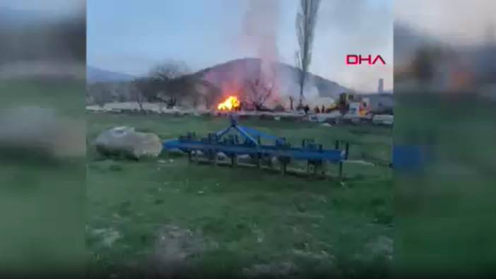 Çankırı'da ahır yangını '21 büyükbaş telef oldu