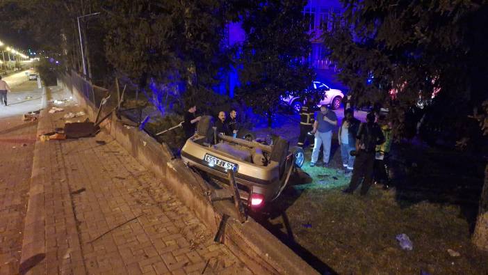Samsun’da otomobil duvara çarptı 'Yaralılar var'