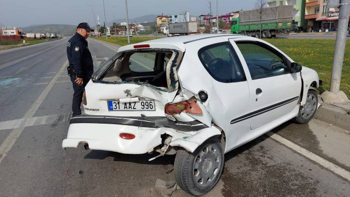 Samsun'a hasta getirirken otomobile çarptı '4 yaralı'