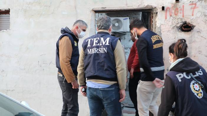 Mersin'de çeşitli suçlardan araması bulunan şahıslar yakalandı
