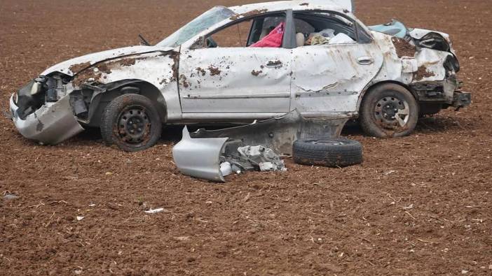 Diyarbakır’da otomobil şarampole yuvarlandı
