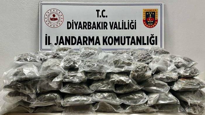 Diyarbakır’da aracın içinde 71 kilo esrar ele geçirildi
