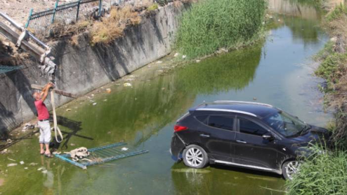 Hatay'da araç sulama kanalına düştü! 2 ölü