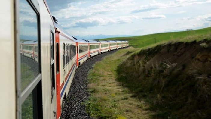 'Turistik Doğu Ekspresi' ilk seferine başlıyor
