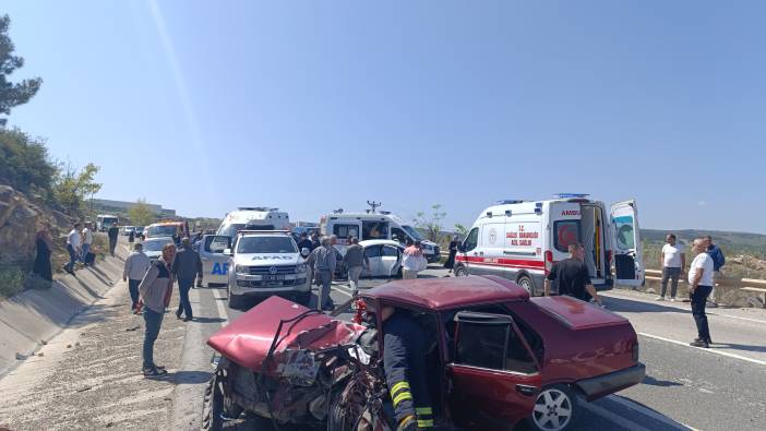 Bilecik'te iki otomobil çarpıştı: 9 yaralı