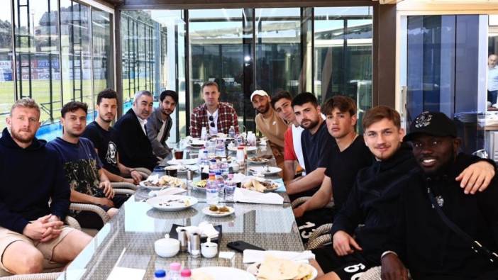 Samet Aybaba futbolcularla yemekte buluştu