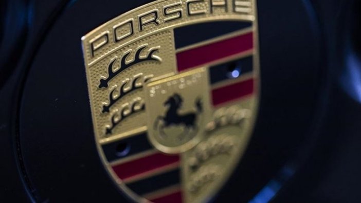 Porsche'ye baskın