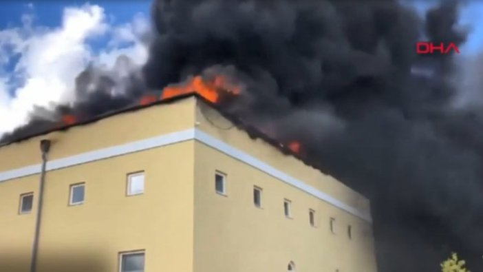 Danimarka'da cami yangını!