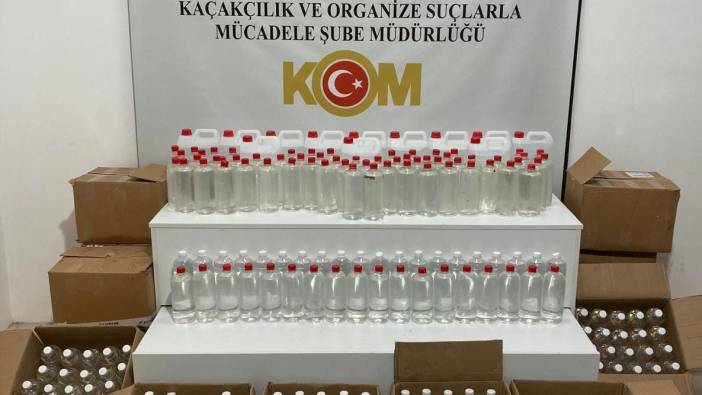 Samsun'da yüzlerce litre etil alkol ele geçirildi