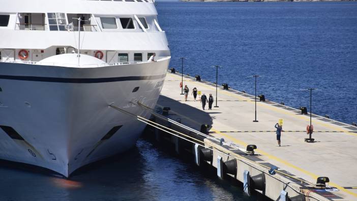 Bodrum'a kruvaziyer gemisi yanaştı.