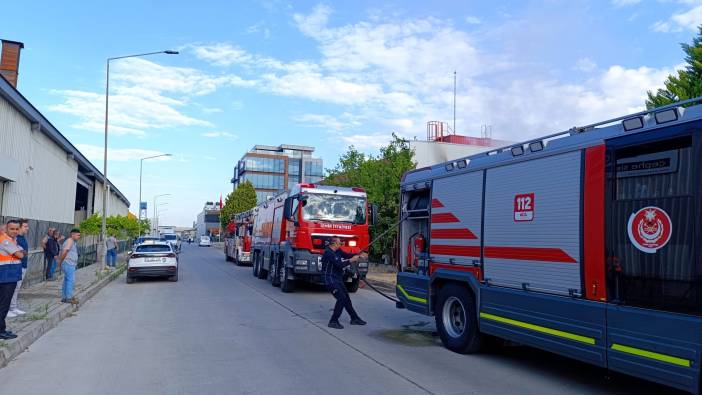 İzmir'de tekstil fabrikasında yangın