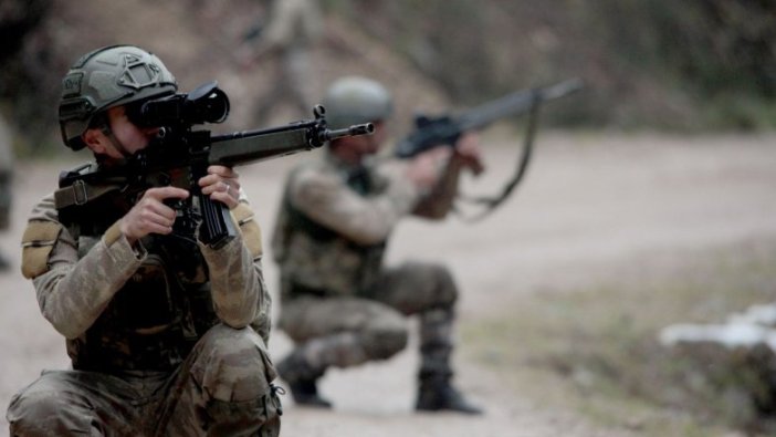 Suriye'de teröristlerle çatışma: 1 şehit