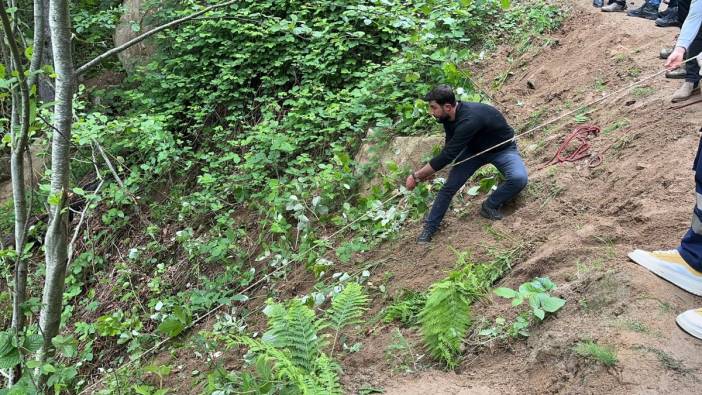 Rize’de otomobil uçuruma yuvarlandı; 1ölü 4