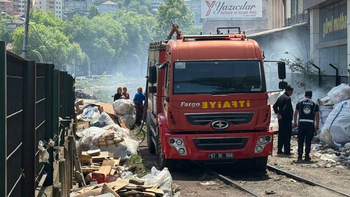 Zonguldak’ta yanan kartonlar ekipleri harekete geçirdi