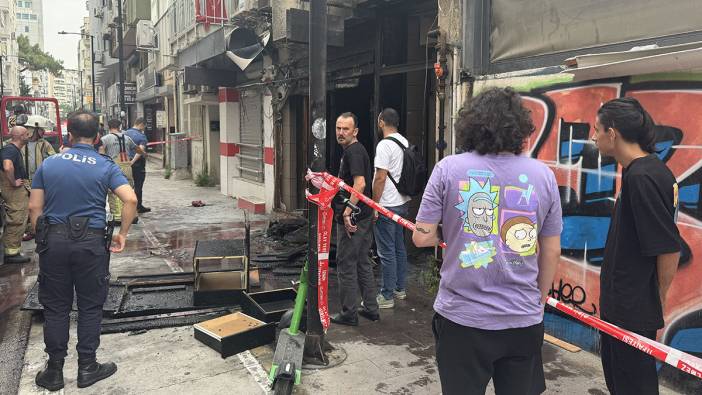 İzmir'de korku evi küle döndü