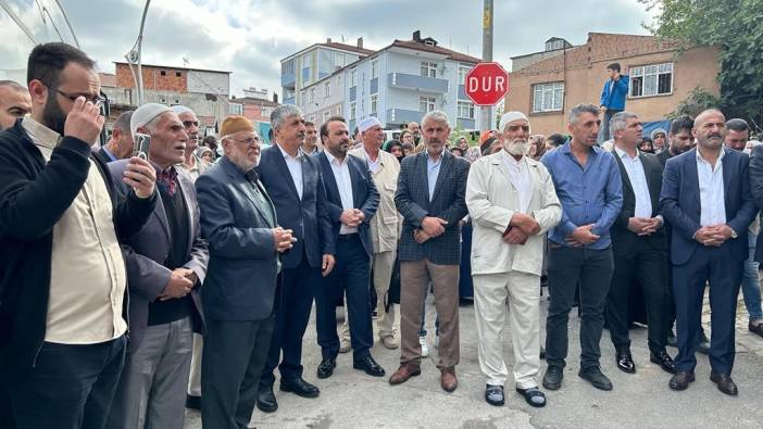 Kocaeli’de hacı adayları uğurlandı