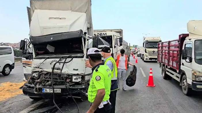 Esenyurt'ta zincirleme kaza: 2 yaralı