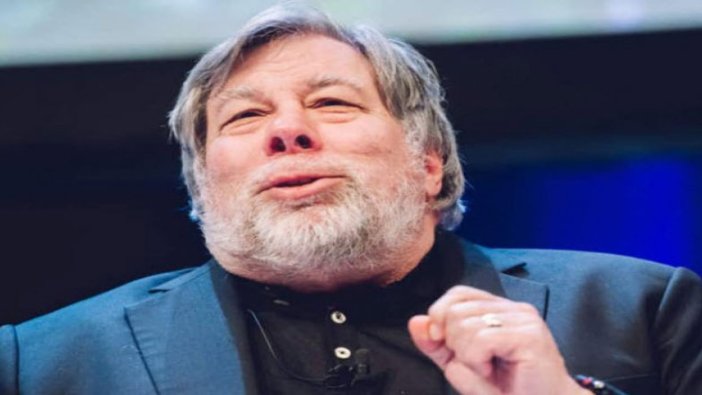 Apple'ın kurucusu Steve Wozniak'tan Facebook'u 'Silin' çağrısı