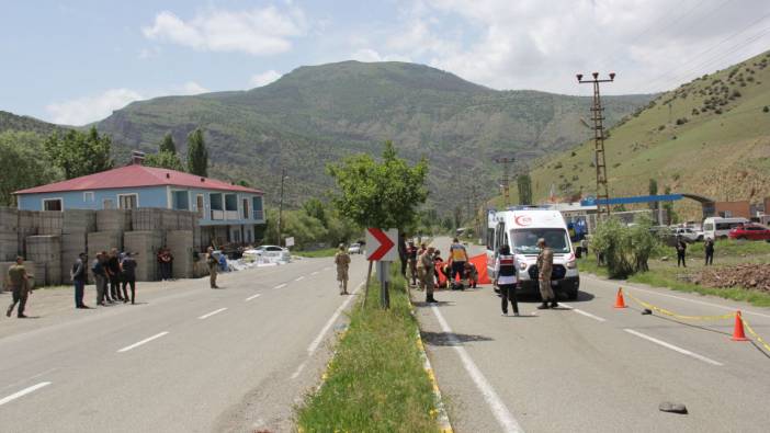 Erzurum'da feci kaza: Yaya hastanede can verdi