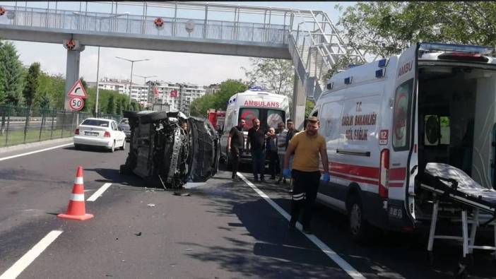 Nevşehir'de araç kontrolden çıktı: 2 yaralı