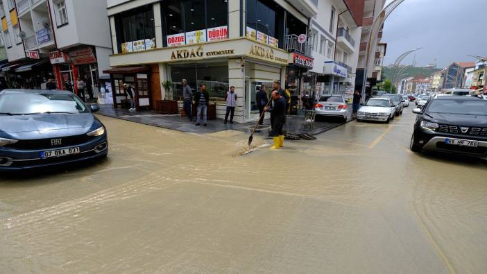 Yozgat'ta sağanak ve dolu etkili oldu