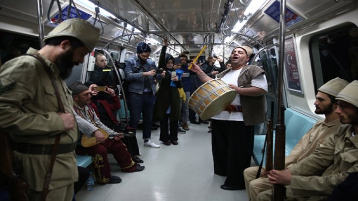 Çanakkale şehitleri Yenikapı Metro İstasyonu'nda anıldı