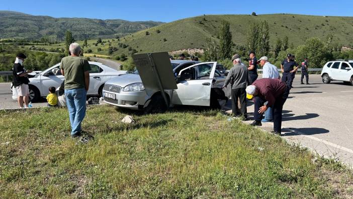 Sivas'ta trafik kazası: 8 yaralı