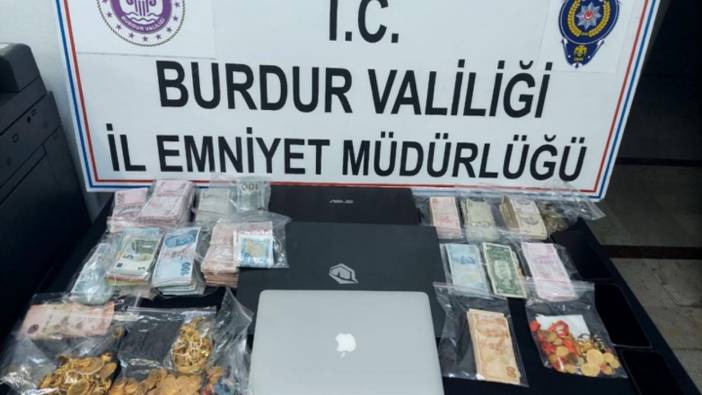 Dolandırıcılar yakayı ele verdi