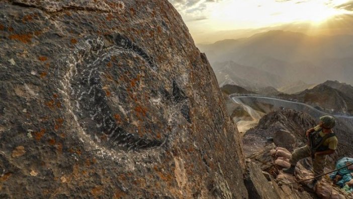 Hakkari'de 2 terörist etkisiz hale getirildi