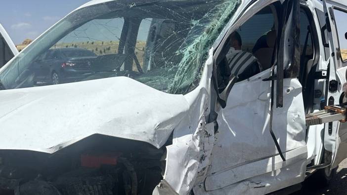 Mardin'de trafik kazası: 3 yaralı