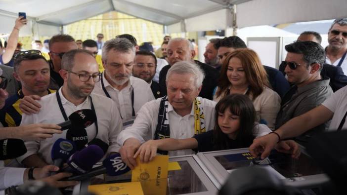 Aziz Yıldırım oyunu kullandı