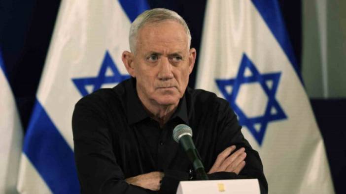 İsrail’de Savaş Kabinesi Üyesi Gantz istifa etti