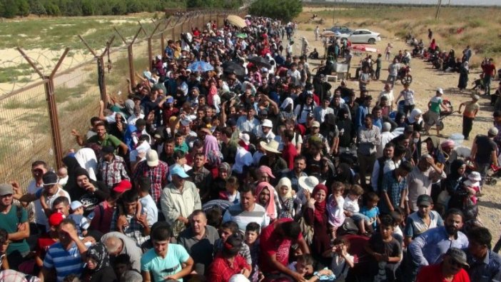 Valilik Suriyelilere zaman verdi!