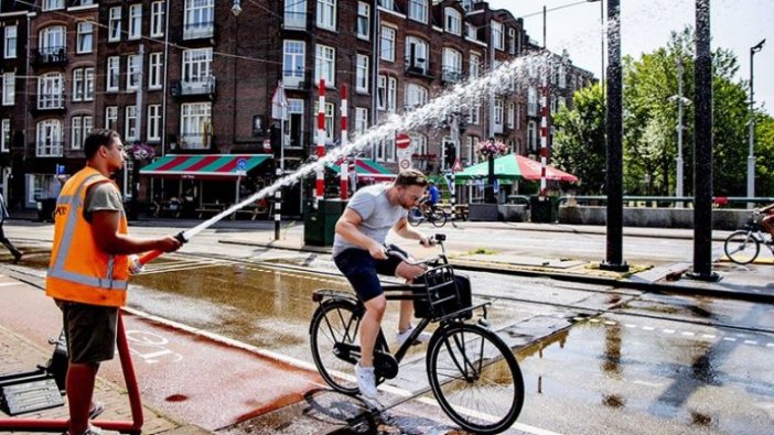 Avrupa sıcak hava dalgasının etkisinde
