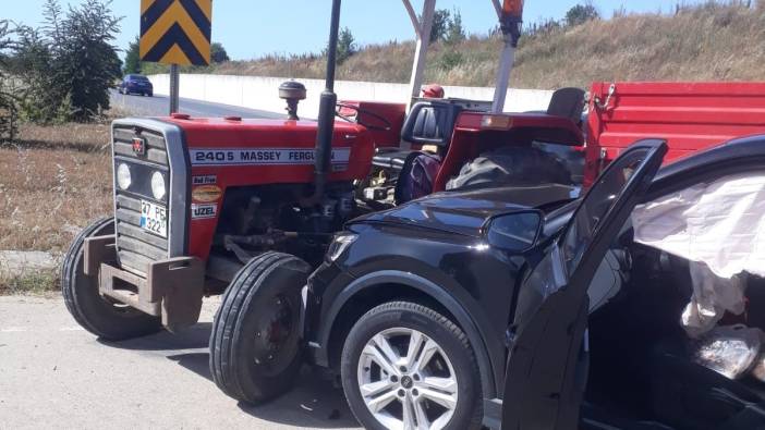 Samsun'da otomobil ile traktör çarpıştı: 1 yaralı