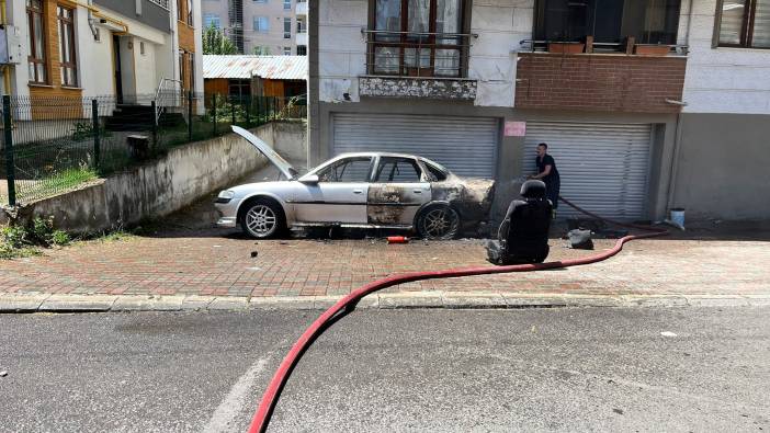 Bolu'da otomobil küle döndü