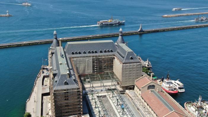 Haydarpaşa Garı üstündeki örtüden kurtuldu