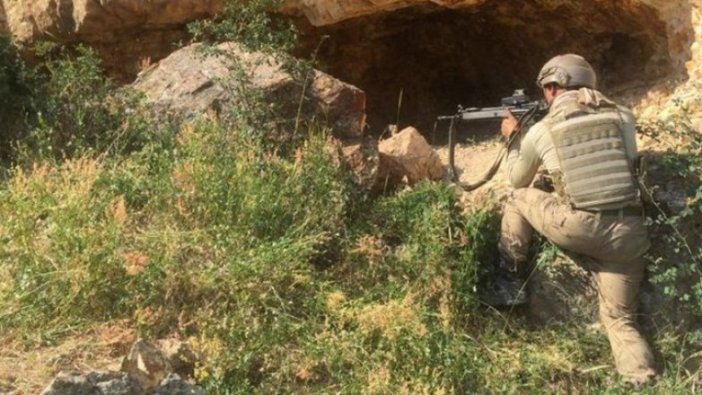 Silopi'de iki askeri yaralayan terörist etkisiz hale getirildi