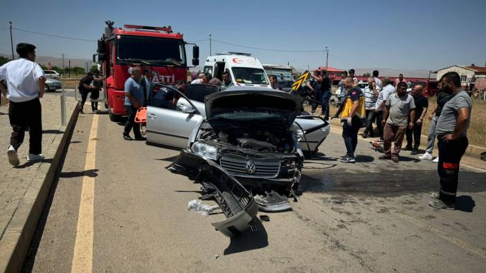 Kahramanmaraş’ta otomobiller çarpıştı: 2'si ağır 4 yaralı