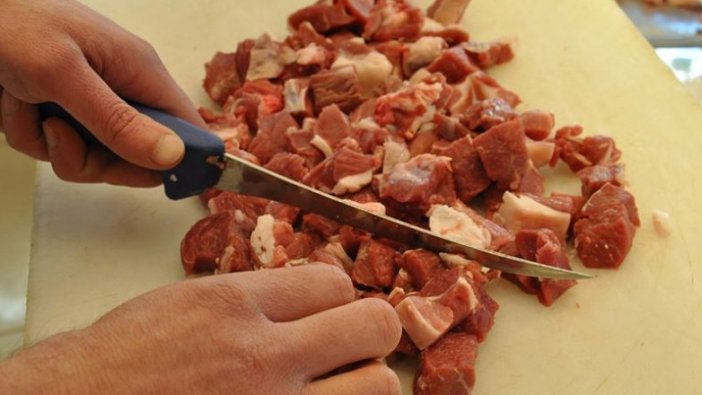 'Kurban etleri poşetlerle buzdolabına konulmamalı'