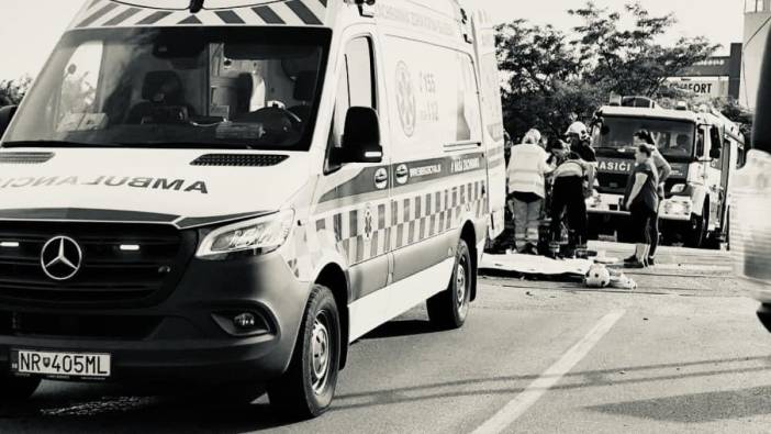 Slovakya’da yolcu treni ile otobüs çarpıştı: 5 ölü