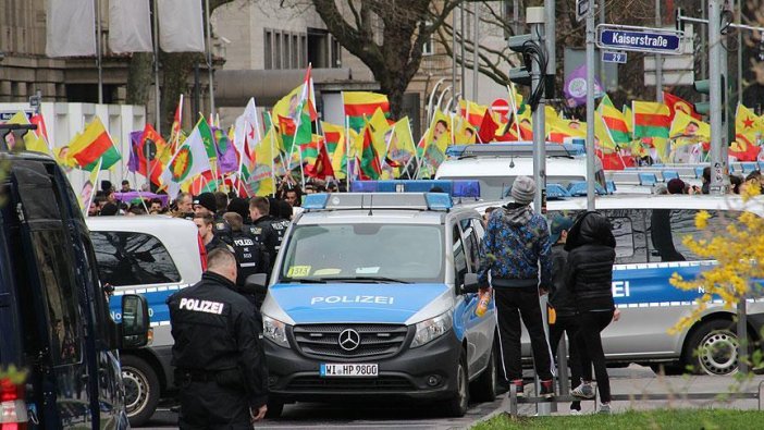 Almanya hükümeti terör destekçisi eylemlere karşı kör