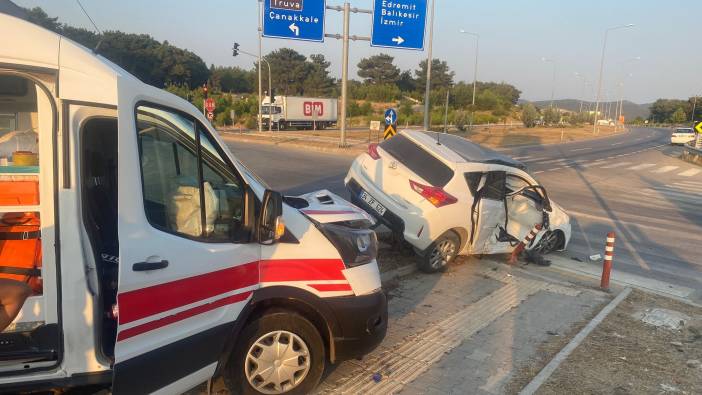 Çanakkale’de kaza: 3 yaralı