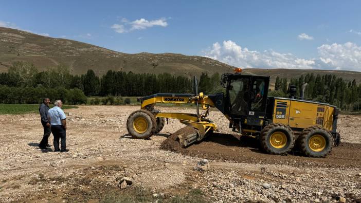 Bayburt'ta sağanak! Köy yolları kapandı