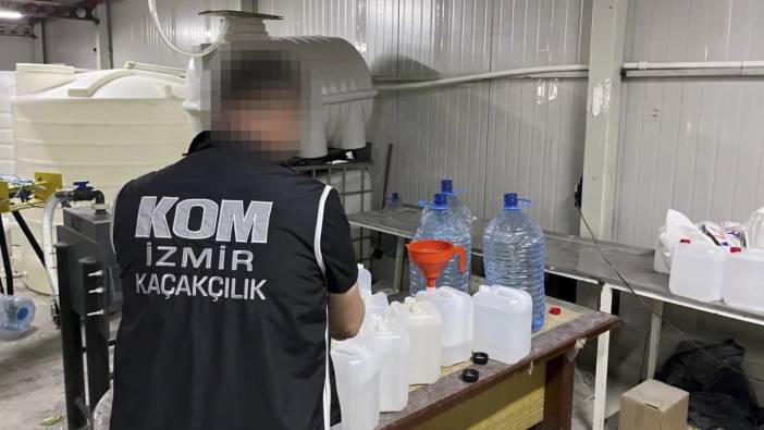 İzmir'de kaçak alkol ve sahte içki üretimine operasyon