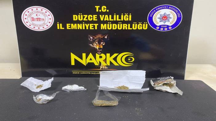 Düzce'de narkotik operasyonu: 2 zehir taciri yakalandı